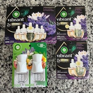 8 Airwick Vibrant Refill & Plug-in Oil Warmers